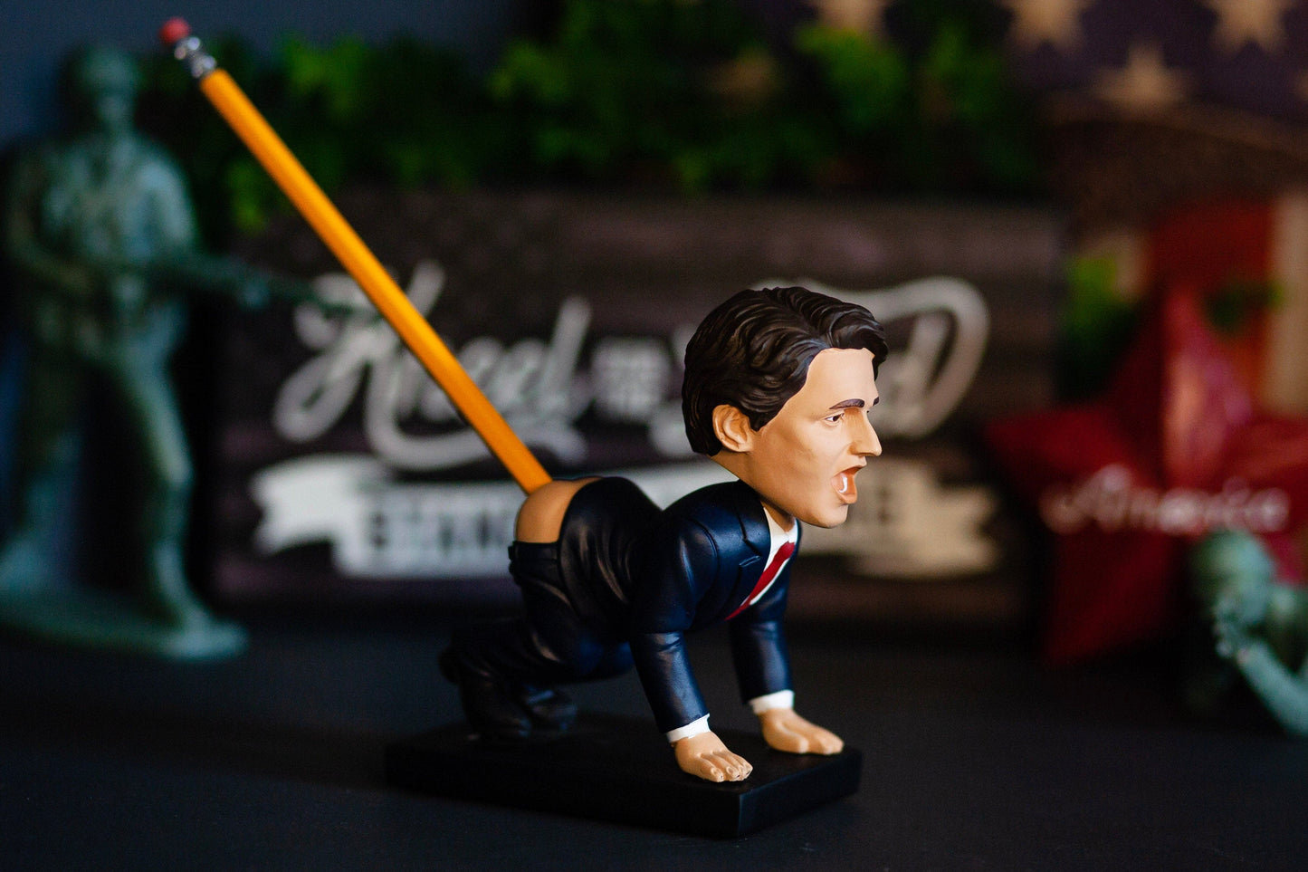 Canada PM Justin Trudeau Pencil Holder Bobble